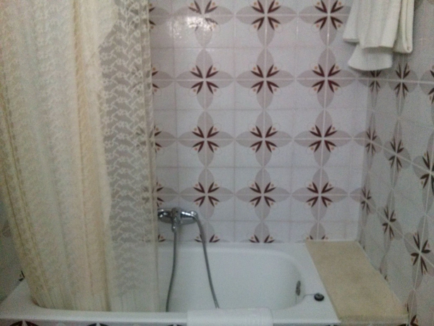 Imagen de la habitación del Hostal Puerta de Teruel. Foto 8