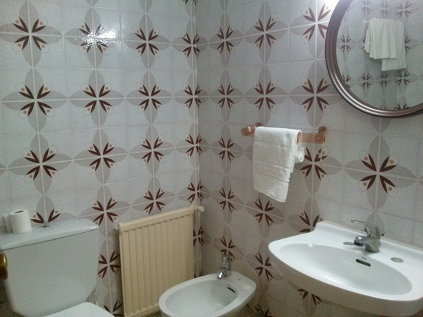 Imagen de la habitación del Hostal Puerta de Teruel. Foto 9