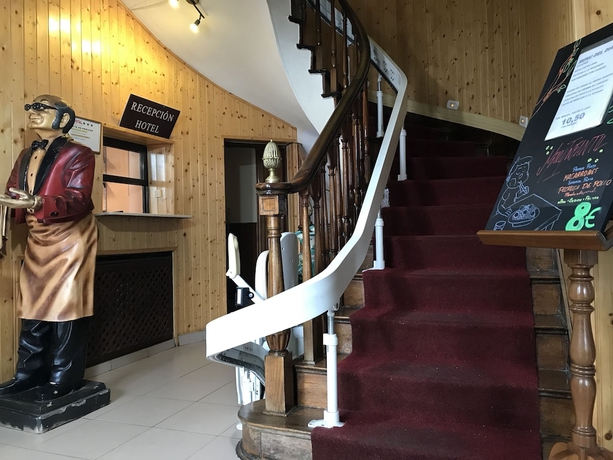 Imagen de los interiores del Hostal Puerto, Somosierra. Foto 16