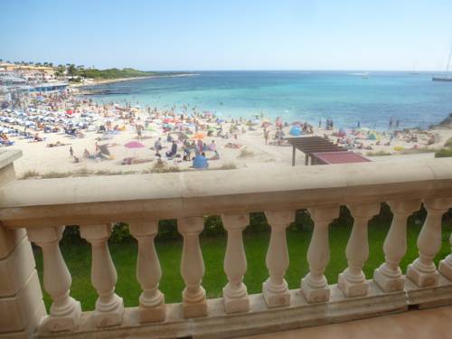 Imagen de la habitación del Hostal Punta Prima. Foto 1