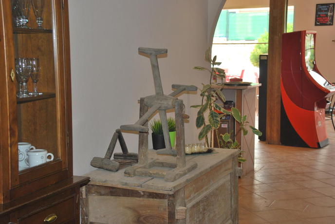 Imagen general del Hostal Q Albares. Foto 3