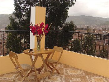 Imagen de los exteriores del Hostal Qolqampata. Foto 13