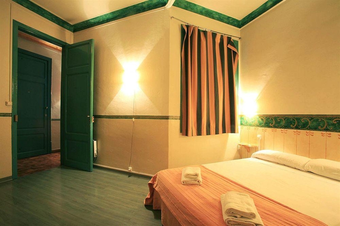 Imagen general del Hostal Que Tal. Foto 10