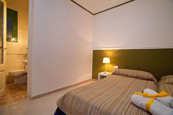 Imagen general del Hostal Que Tal. Foto 13