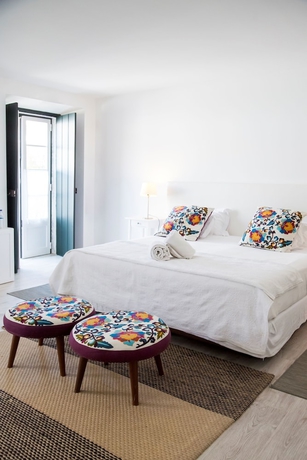 Imagen de la habitación del Hostal Quinta da Praia das Fontes. Foto 10