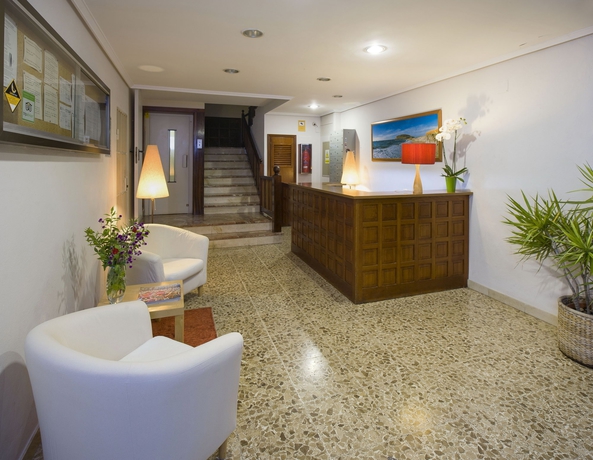 Imagen de los interiores del Hostal RITA, San Antonio [Centro]. Foto 4