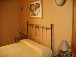 Imagen de la habitación del Hostal ROOMS Los MONTES. Foto 2