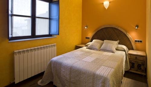 Imagen de la habitación del Hostal Raices. Foto 7