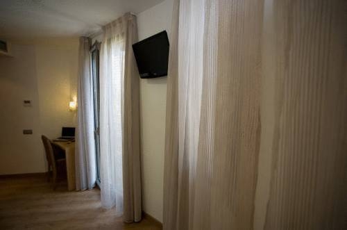 Imagen general del Hostal Rambla, Sant Boi de Llobregat. Foto 11