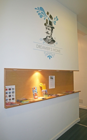 Imagen de los interiores del Hostal Ramblas by Pillow. Foto 8