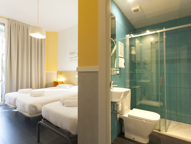 Imagen de la habitación del Hostal Ramblas by Pillow. Foto 4