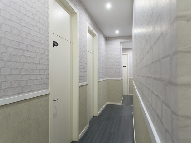 Imagen de los interiores del Hostal Ramblas by Pillow. Foto 10