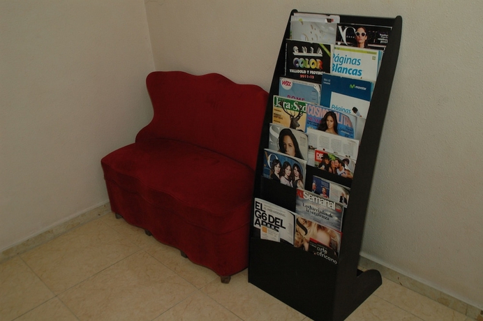 Imagen de los interiores del Hostal Ramón Y Cajal. Foto 19