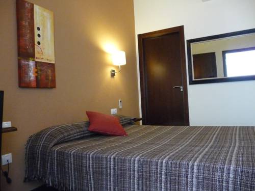 Imagen de la habitación del Hostal Real, MOGUER. Foto 13