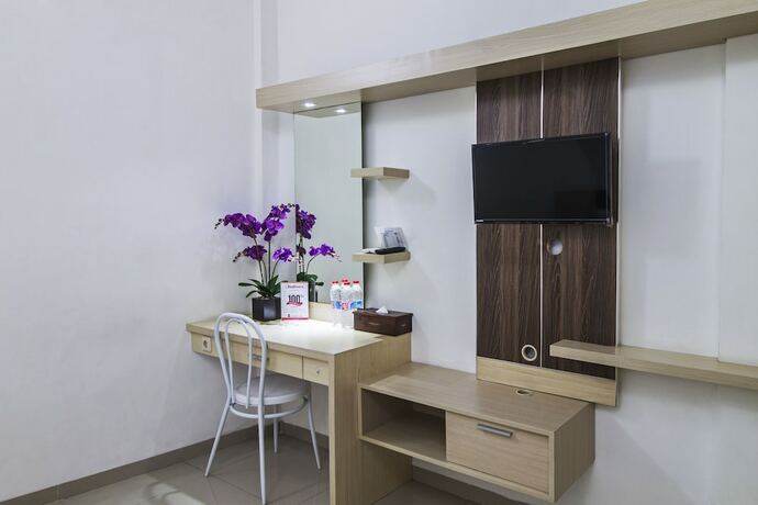 Imagen general del Hostal Reddoorz @ Jatiwaringin. Foto 2