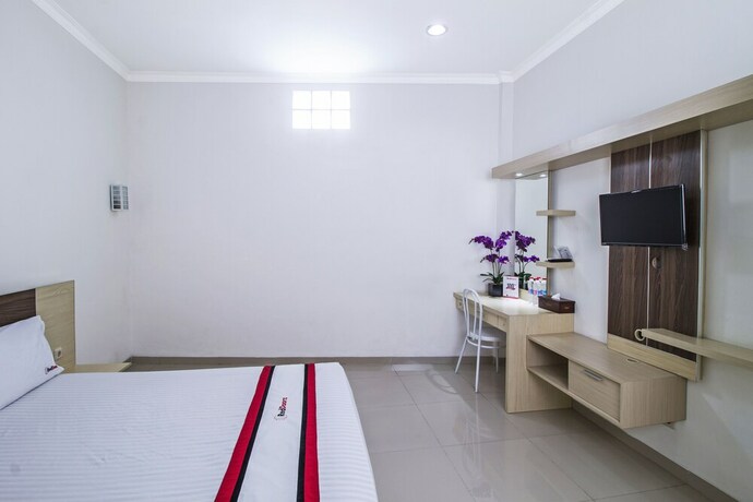 Imagen de la habitación del Hostal Reddoorz @ Jatiwaringin. Foto 19