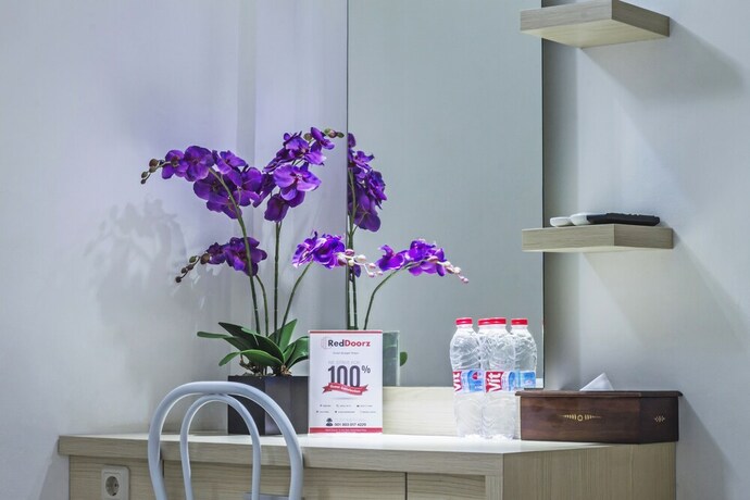 Imagen de la habitación del Hostal Reddoorz @ Jatiwaringin. Foto 23