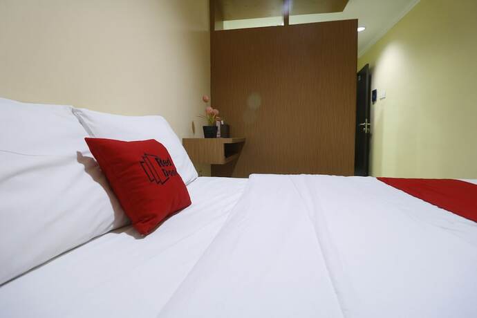 Imagen general del Hostal Reddoorz Near Itc Cempaka Mas. Foto 14