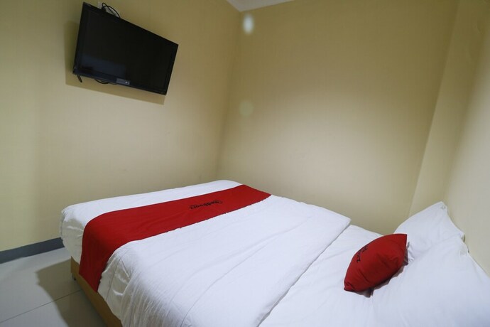 Imagen de la habitación del Hostal Reddoorz Near Itc Cempaka Mas. Foto 28