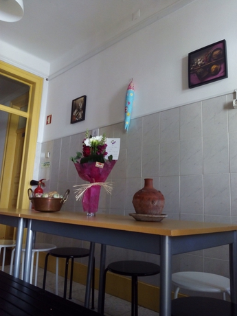 Imagen del bar/restaurante del Hostal Refuge In Santa Marta Hostel. Foto 3