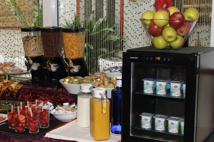 Imagen del bar/restaurante del Hostal Regina, Blanes. Foto 8