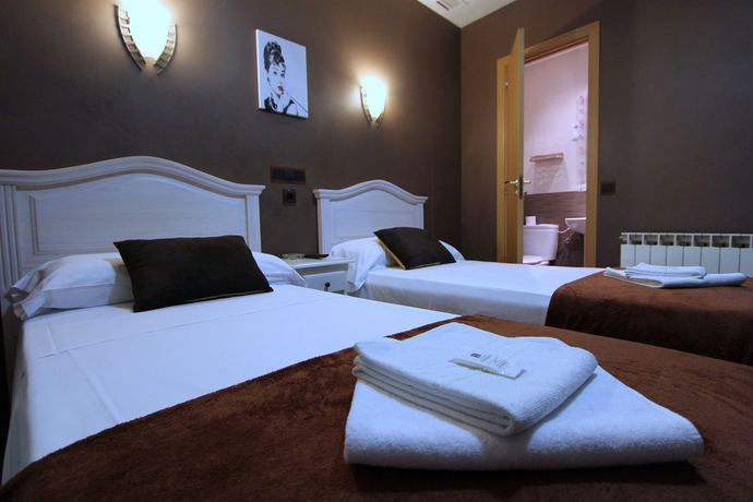 Imagen de la habitación del Hostal Regio, Gran V&iacute;a. Foto 10