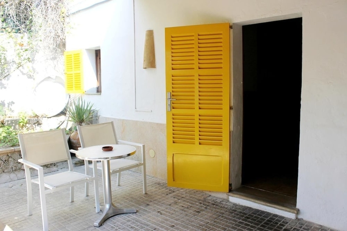 Imagen de la habitación del Hostal Resid&egrave;ncia Catalina Vera. Foto 13