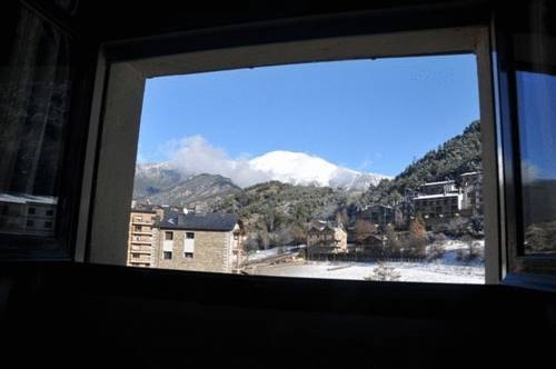 Imagen de la habitación del Hostal Residencia Aldosa. Foto 5