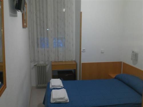 Imagen de la habitación del Hostal Residencia Lido. Foto 8