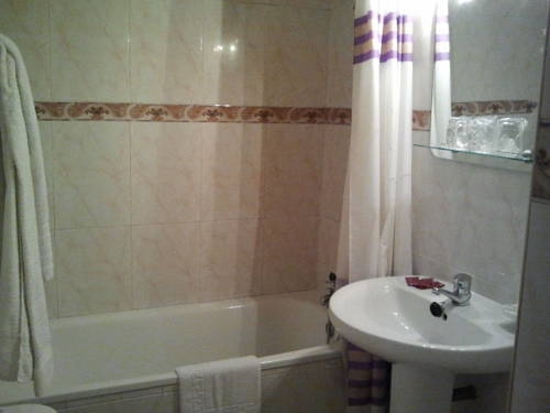 Imagen general del Hostal Residencia Taray. Foto 8