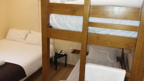 Imagen de la habitación del Hostal Residencial Condado. Foto 7