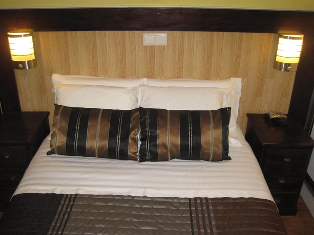 Imagen de la habitación del Hostal Residencial Faria Guimarães. Foto 5