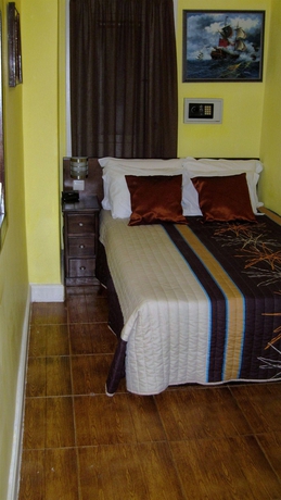 Imagen de la habitación del Hostal Residencial Faria Guimarães. Foto 6