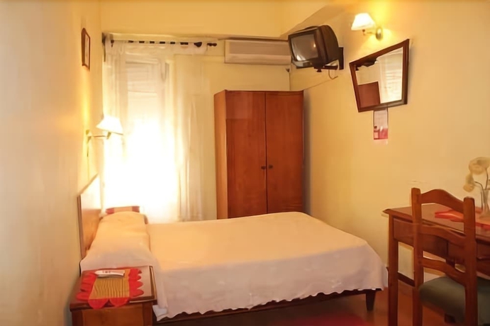 Imagen de la habitación del Hostal Residencial Lord. Foto 10