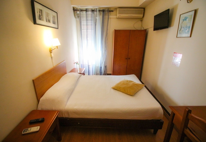 Imagen de la habitación del Hostal Residencial Lord. Foto 13