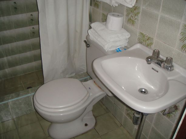 Imagen de la habitación del Hostal Residencial Los Andes. Foto 7