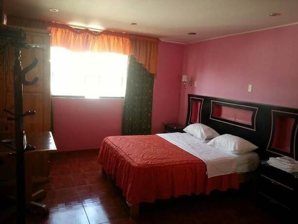 Imagen de la habitación del Hostal Residencial Piscis. Foto 14