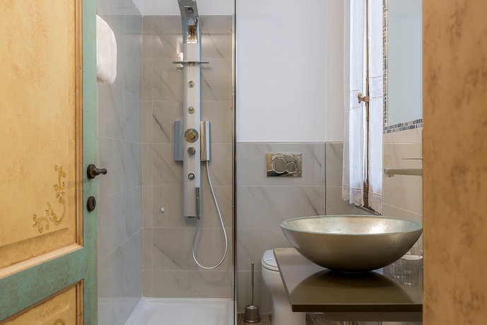 Imagen de la habitación del Hostal Residenza Conte di Cavour and Rooftop. Foto 6