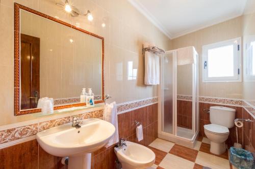 Imagen de la habitación del Hostal Restaurante Alba. Foto 8