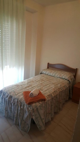 Imagen de la habitación del Hostal Restaurante Avenida. Foto 9