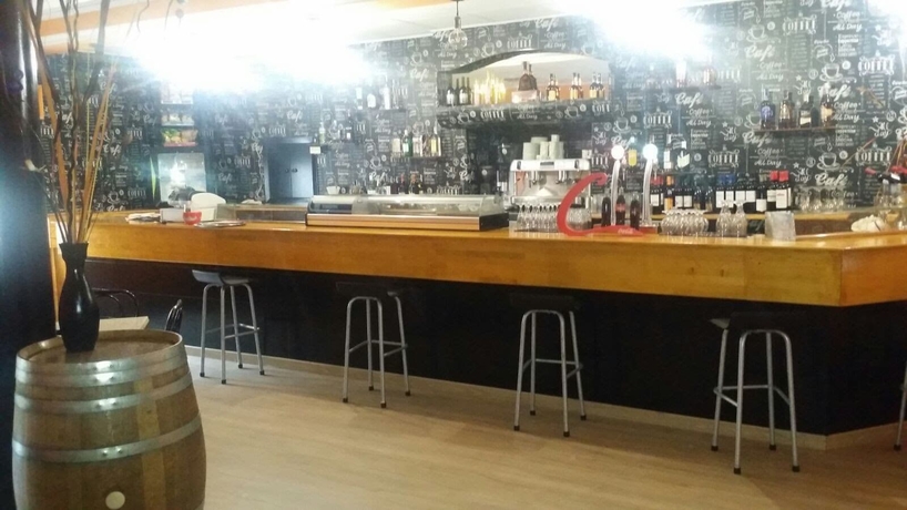 Imagen del bar/restaurante del Hostal Restaurante Avenida. Foto 5