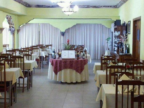 Imagen del bar/restaurante del Hostal Restaurante Cobas. Foto 2