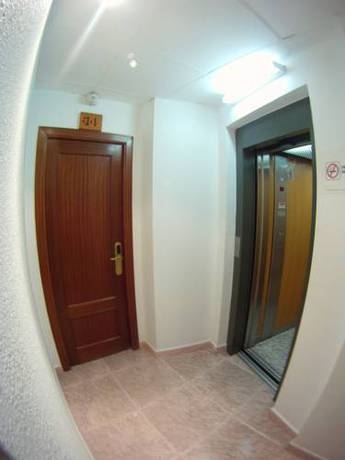 Imagen general del Hostal Restaurante Cornella. Foto 7