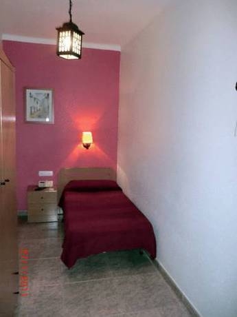 Imagen general del Hostal Restaurante Cornella. Foto 13