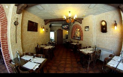 Imagen general del Hostal Restaurante Cornella. Foto 14