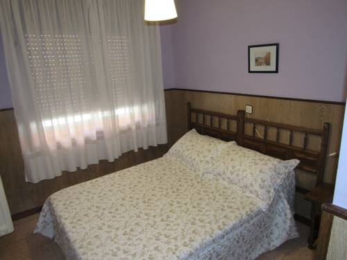 Imagen de la habitación del Hostal Restaurante El Abuelo. Foto 3