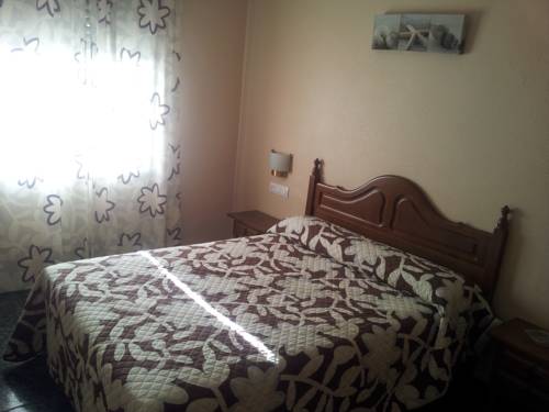 Imagen de la habitación del Hostal Restaurante El Cary. Foto 4