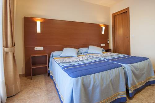 Imagen de la habitación del Hostal Restaurante El Castillo, Alcorisa. Foto 14