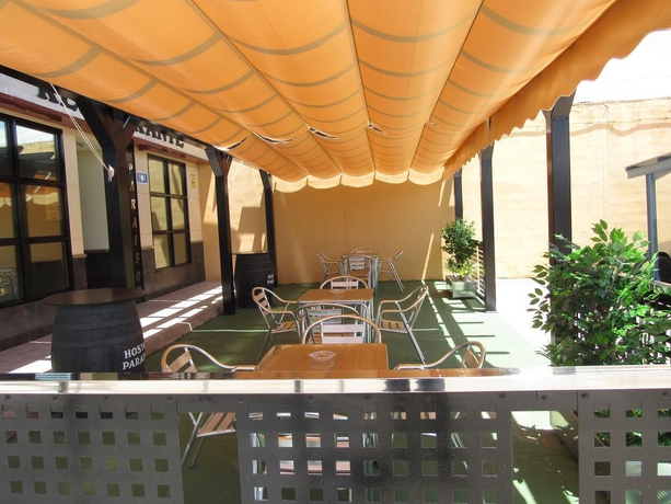 Imagen del bar/restaurante del Hostal Restaurante El Paraíso. Foto 2