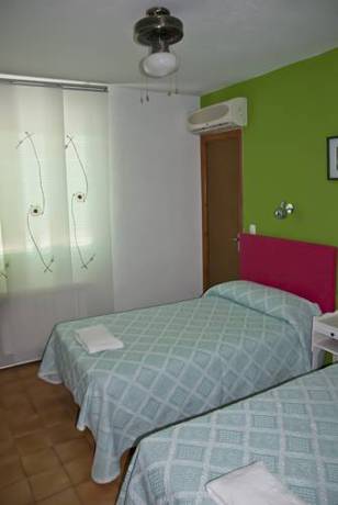 Imagen de la habitación del Hostal Restaurante La Mancha. Foto 7